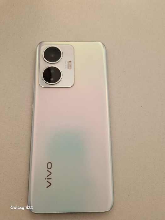 Обменяю телефон виво у 55 на аефон 11