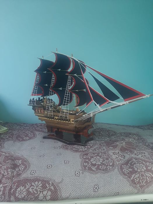 Корабль ручной работы