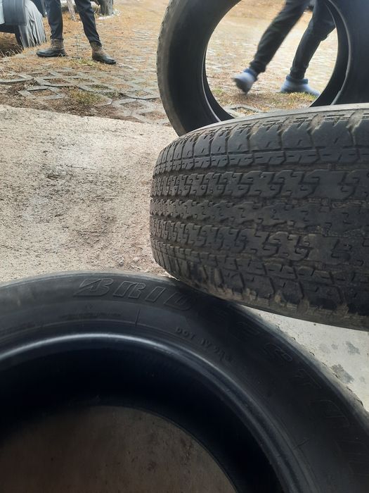 Продавам Гуми 245/65/17