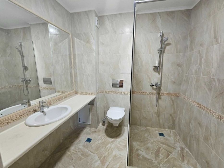 Тристаен Апартамент с паркомясто в  комплекс Varna South Bay Beach Residence - гр. Варна