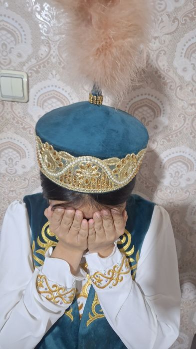 Қазақша.  көйлек