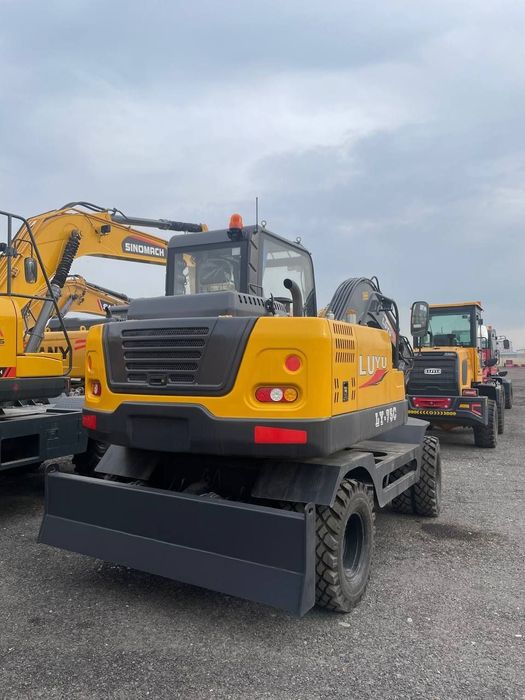 Экскаватор 0.3куб Автомат