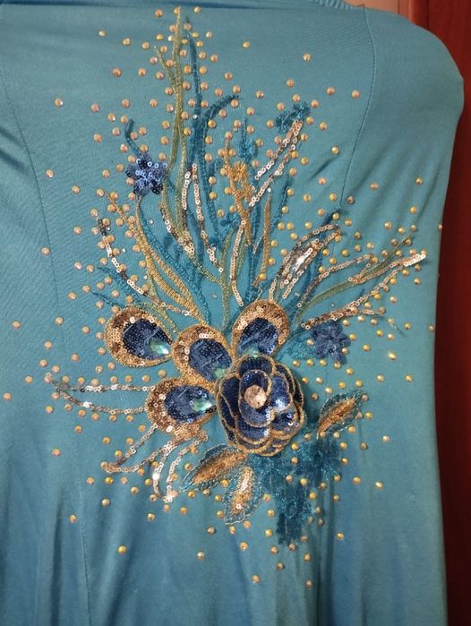 Платье больные в хорошем состоянии