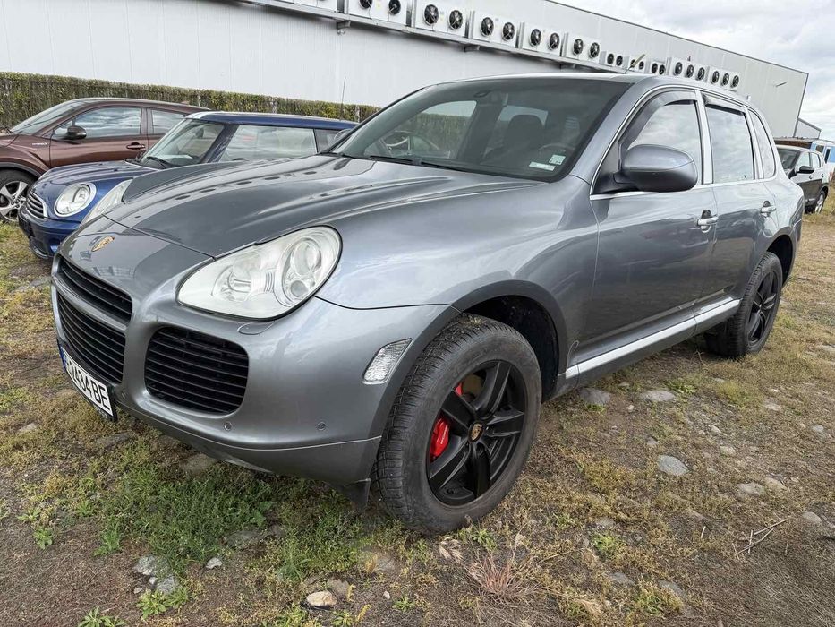 Porsche Cayenne 4500 turbo