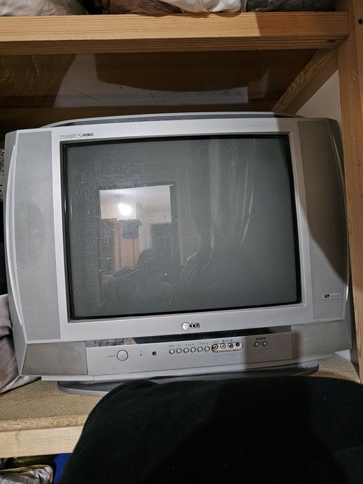 Продам старый телевизор