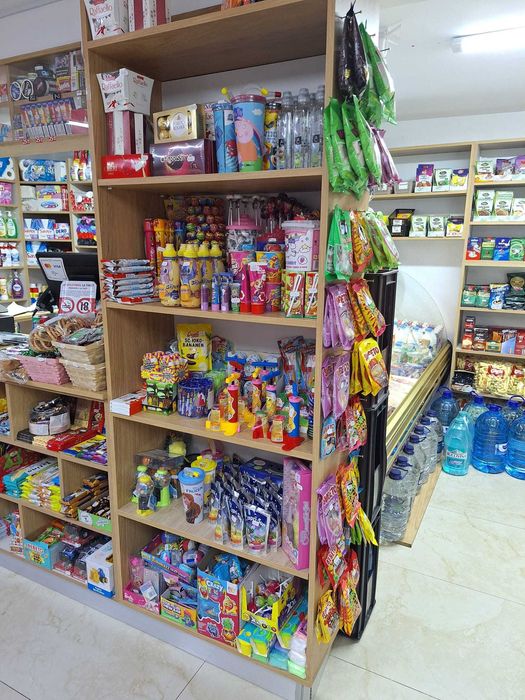 DE VÂNZARE: Mini Market complet utilat & funcțional