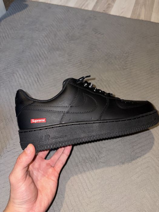 Air force black supreme