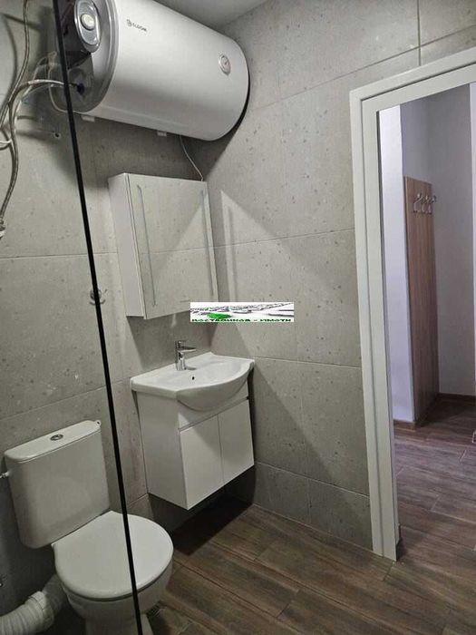 Дава се под наем Тристаен апартамент в Пловдив, Младежки Хълм - 80 кв.м за 612 € - Снимка #9