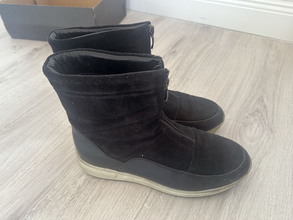 Зимние стильные ботинки