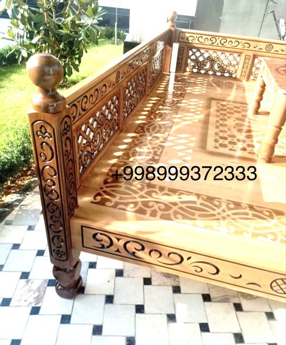 Продаю тапчан отличный из ореха