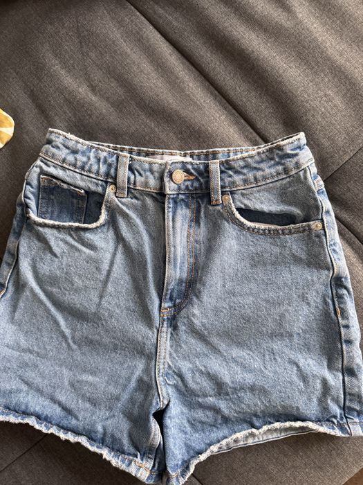 Къси панталони Reserved