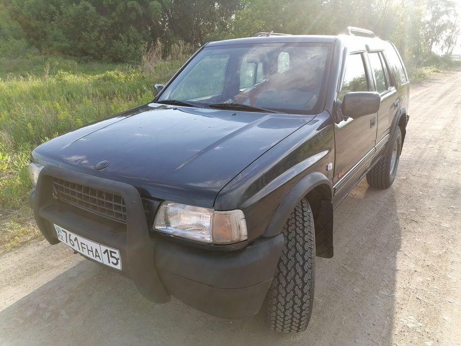 Опель фронтера 2.4 газ бензин