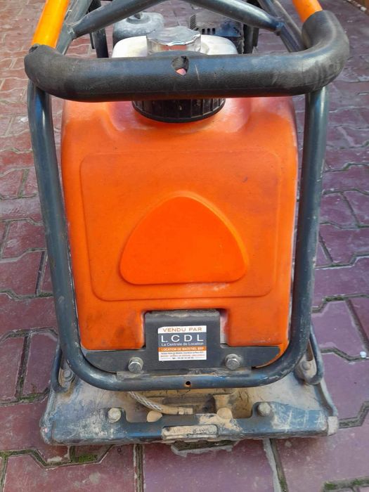 Mai Mikasa compactor si placa compactoare honda