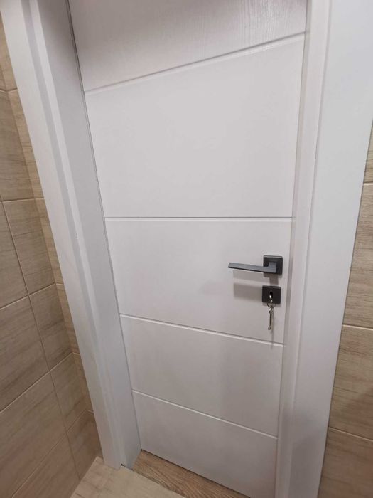 Композитни ПВЦ врати за баня