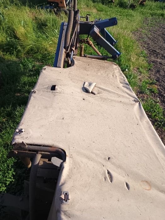 Vând cositoare agricola cu 5 tamburi