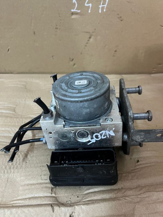 Pompa ABS Mercedea C class W205 E class W213 A2054313612 an 2014-2020