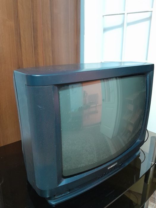 Продам телевизор