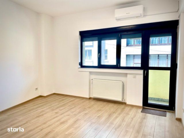 Inchiriere apartament 4 camere Piata Romana