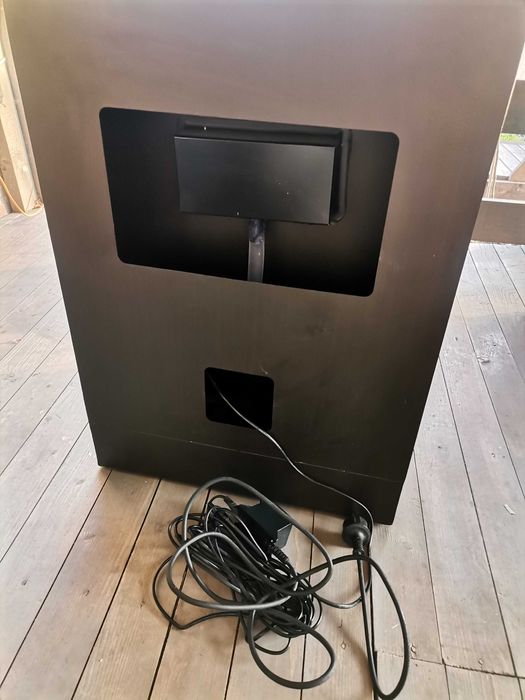 Windflower красив градински фонтан