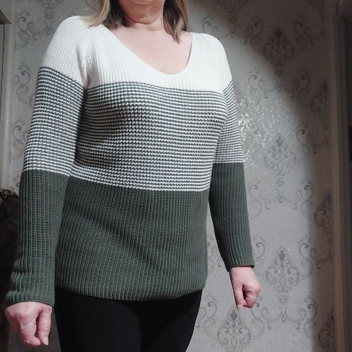 Кофта женская продаю.