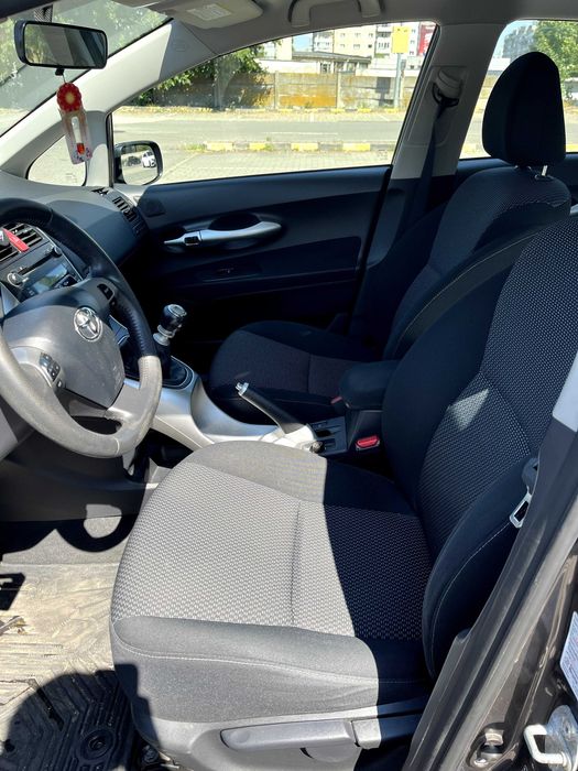 Toyota Auris 1.6 Benzina