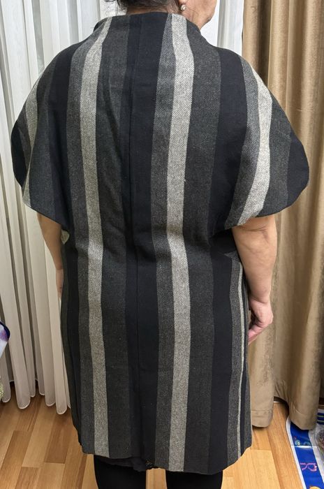 Продам пальто новое