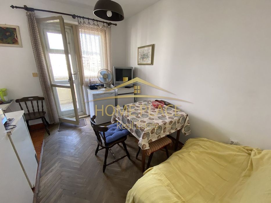 Дава се под наем Тристаен апартамент в Варна, Окръжна болница - 100 кв.м за 458.49 € - Снимка #3