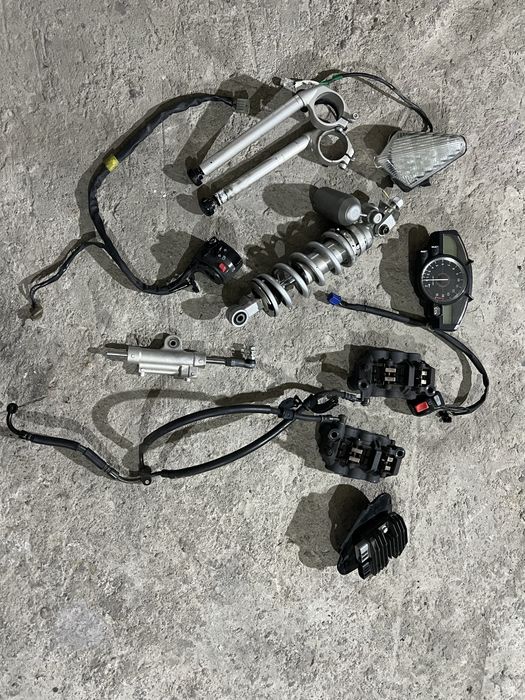 Части Yamaha R1 RN19 2007
