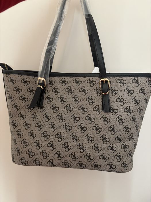 Guess маркова чанта