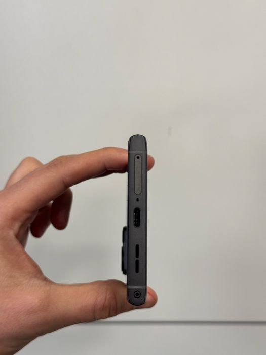 Продавам отличен HMD Skyline