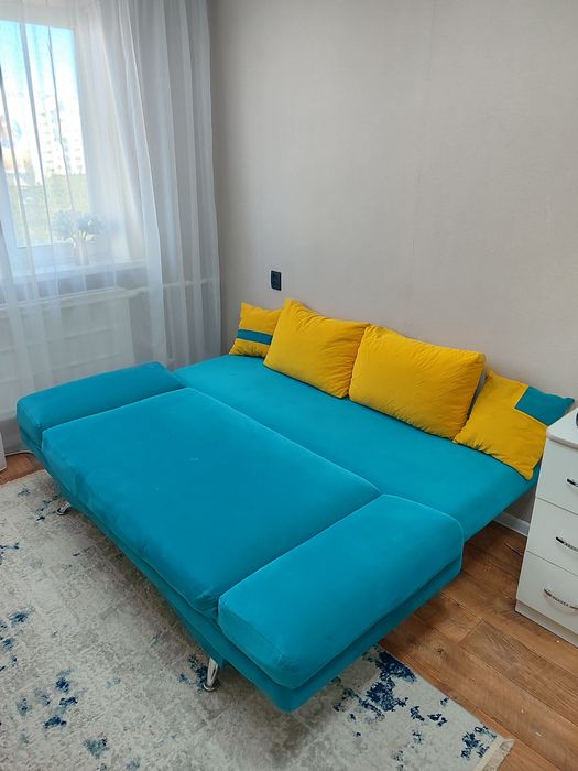 Продам диван книжка