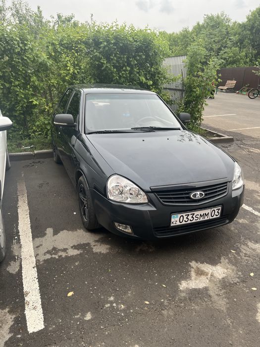 Продам Лада Приора на активном ходу.