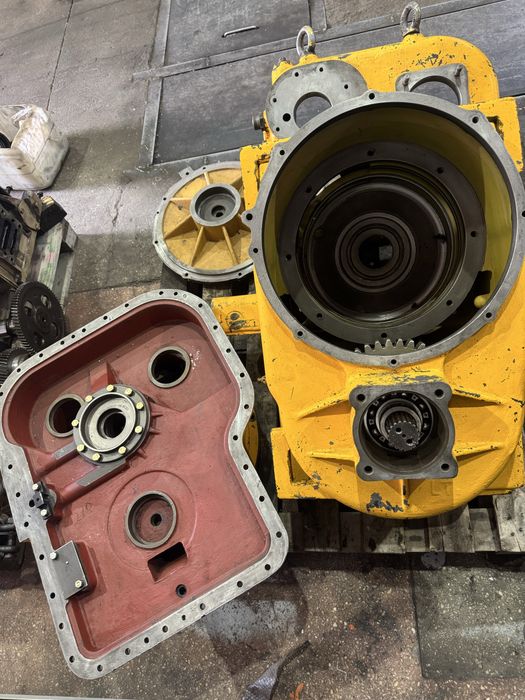 Продаю корпус КПП на ZL50