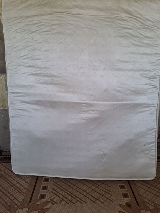 Продам матрас 160×185