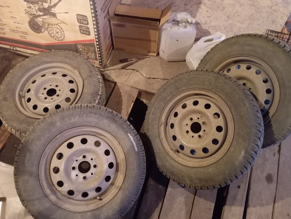 Продам колеса комплект