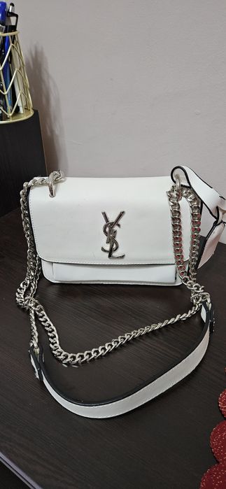 Дамски чанти различни модели