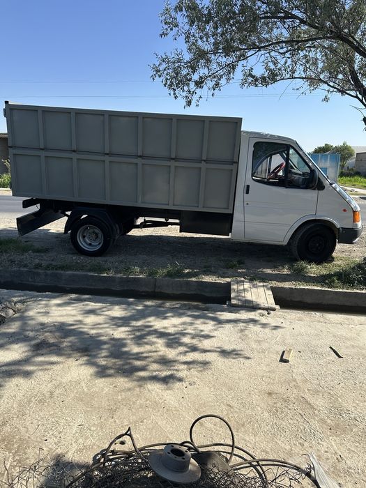 Ford tranzit sotiladi
