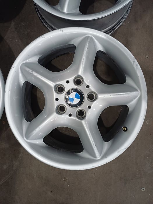 Диски R17 5x120 на BMW.