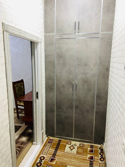 Ижарага берилади 5 етаж 1-2 хоналик янги бозорда жойлашган оилага