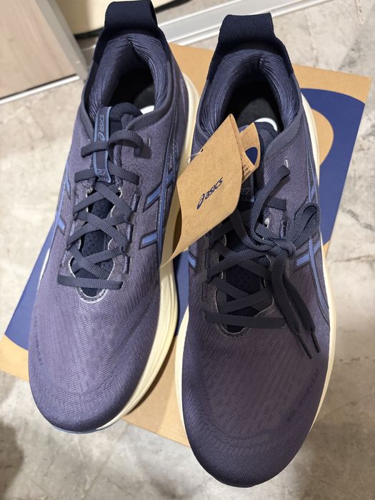 ASICS GEL - Nimbus 27