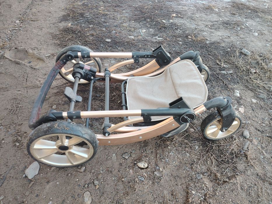 Продам коляска 15000т.