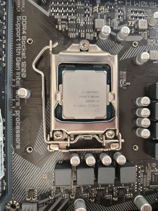 Сотилади материнка h510+озу+m2+corei5+cooler
