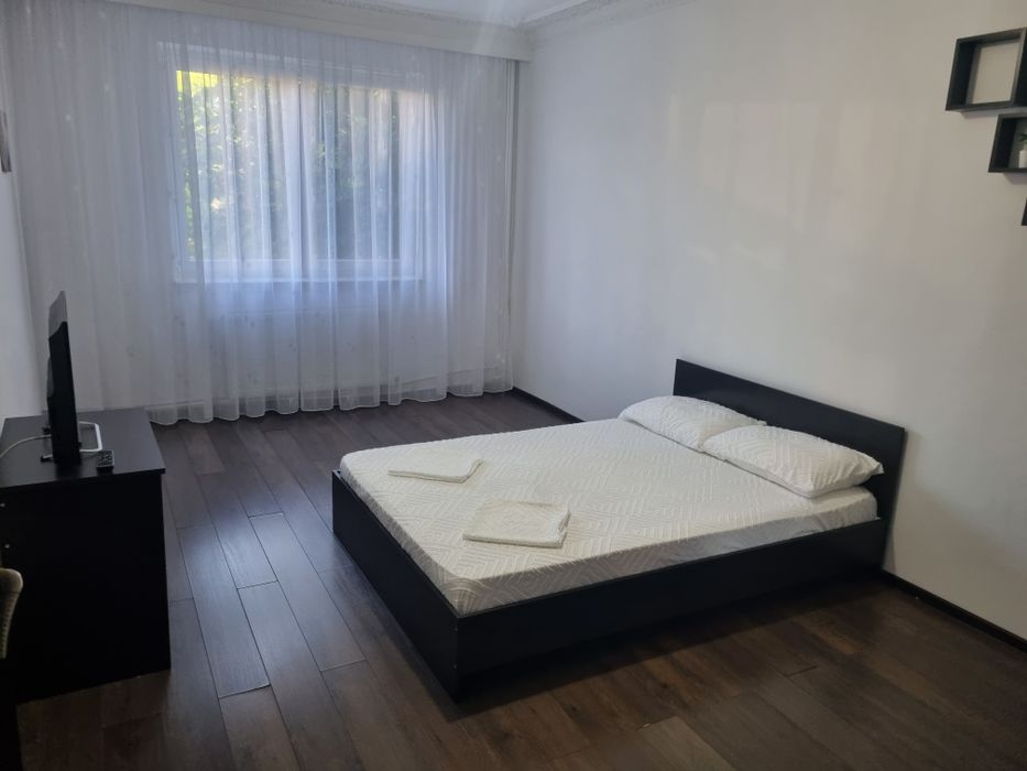 Apartament de inchiriat