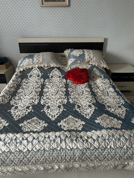 Продам спальний гарнитур почти новый