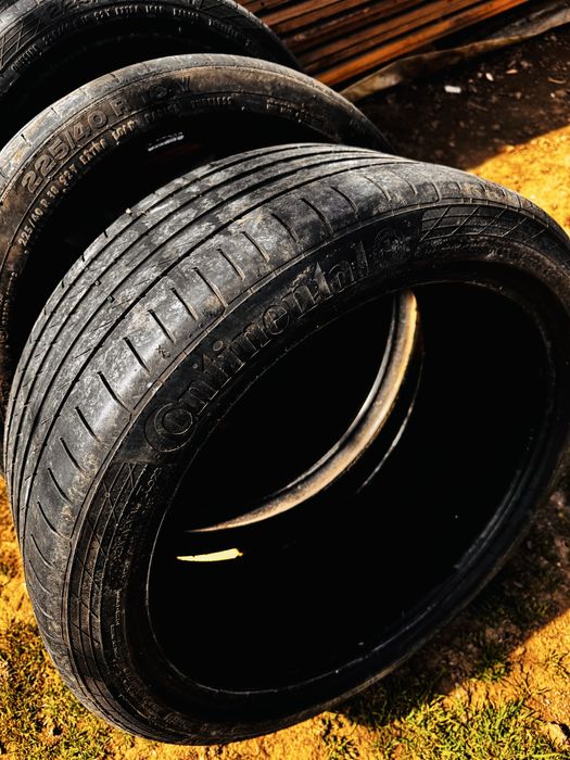 Set 4 anvelope vară  225/40R18 CONTINENTAL ContiSportContact5 - 5 mm