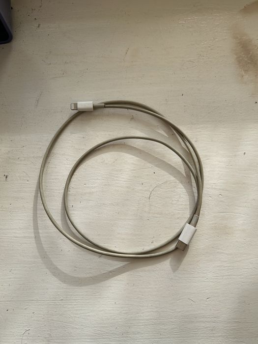 Кабель на айфон lighting