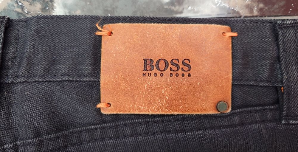 Мъжки дънки Boss размер 32