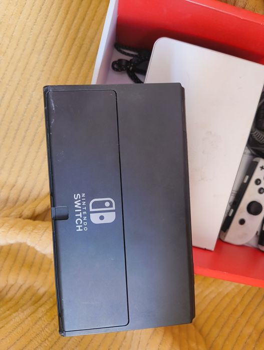 Конзола Nintendo Switch OLED (Neon Blue/ Red Joy - Con)