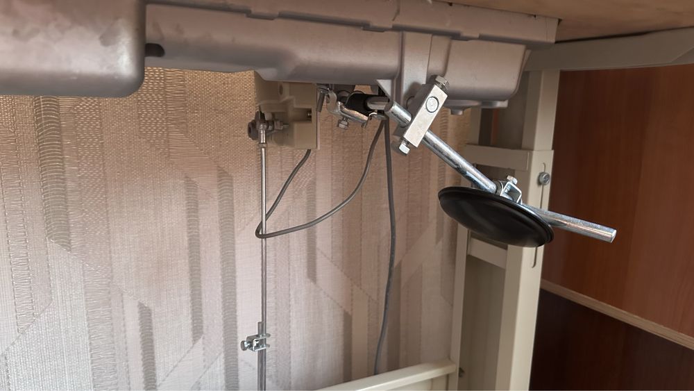 Продам швейную машину Maqi Q2