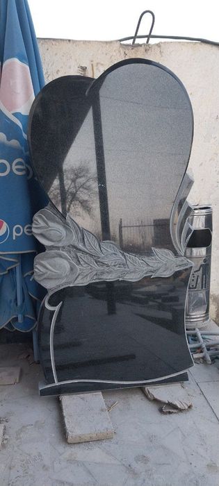 Изготовление и установка памятников